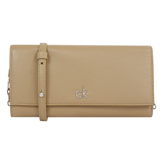 Calvin Klein CK Daily Clutch Geldbörse 19 cm