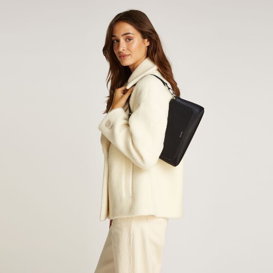 Calvin Klein CK Must Schultertasche 27 cm
