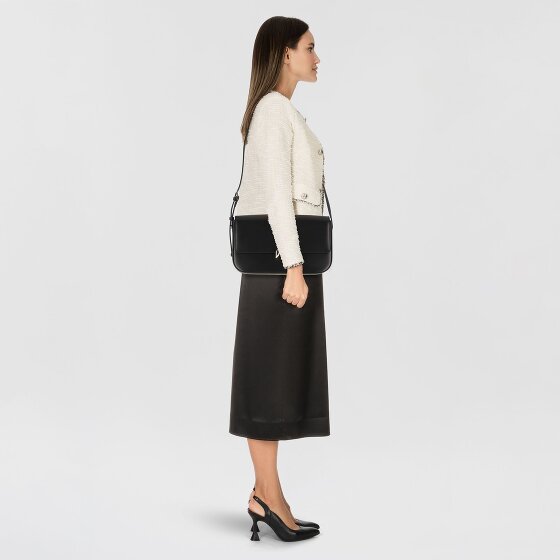 Patrizia Pepe Essential Fly Schultertasche Leder 31 cm