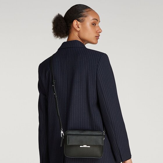 Calvin Klein CK Linear Umhängetasche 20.5 cm