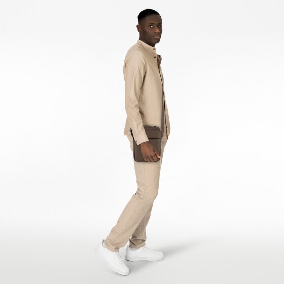 Lacoste Core Essentials Men S Classic Umhängetasche 15 cm