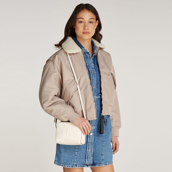 Calvin Klein Jeans Sculpted Deboss Umhängetasche 20 cm