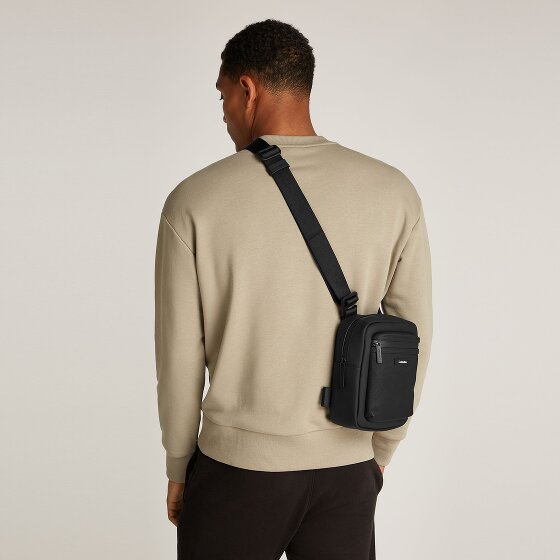 Calvin Klein CK Essential Mini Bag Umhängetasche 17 cm