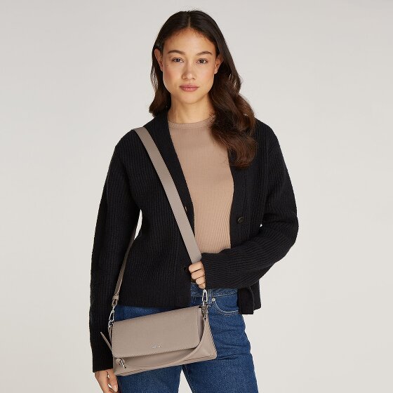 Calvin Klein CK Must Schultertasche 27 cm