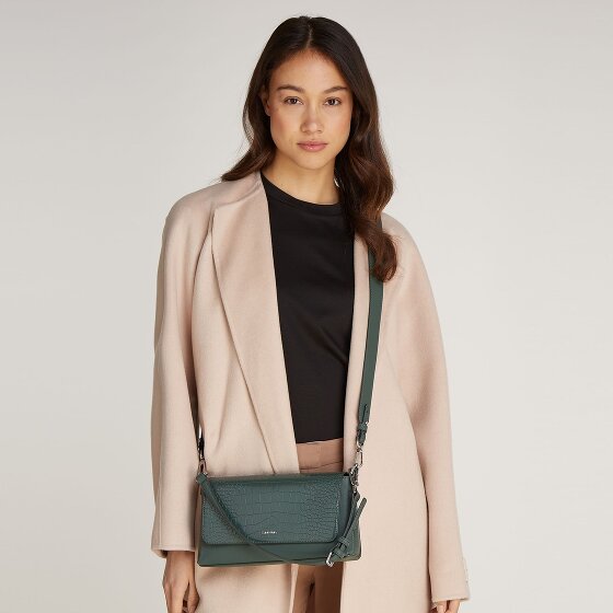 Calvin Klein CK Must Schultertasche 26.5 cm