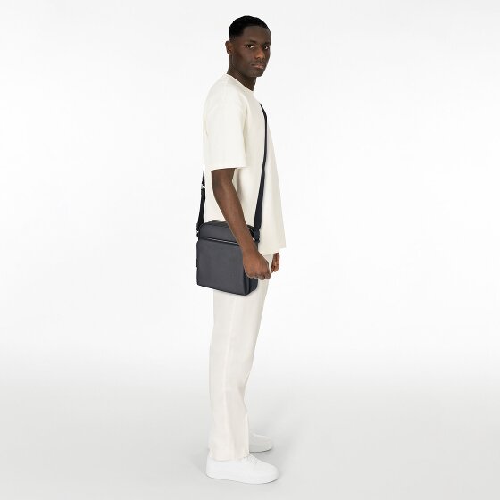 Boss New Crosstown Umhängetasche Leder 24 cm