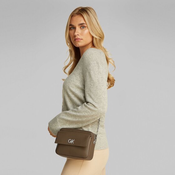 Calvin Klein Re-Lock Umhängetasche 21 cm