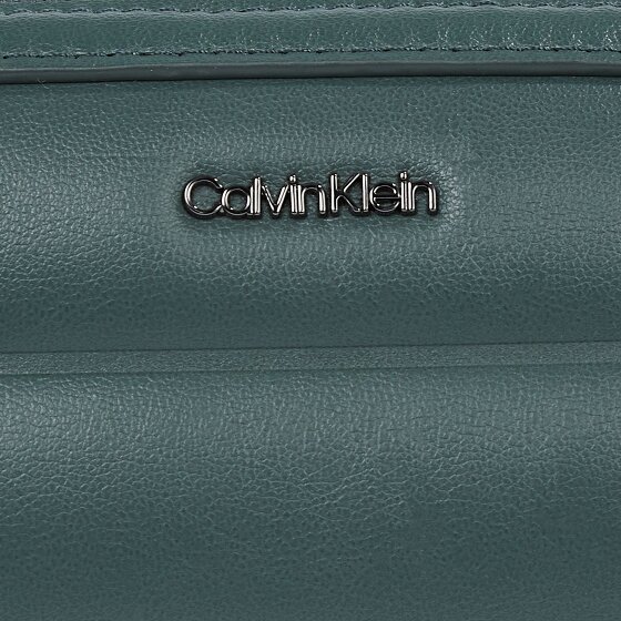 Calvin Klein Line Quilt Umhängetasche 22 cm