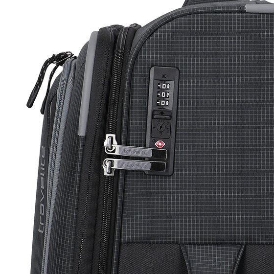Travelite Corsiica 4 Rollen Trolley M 67 cm mit Dehnfalte