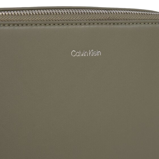 Calvin Klein CK Sleek Umhängetasche 23 cm