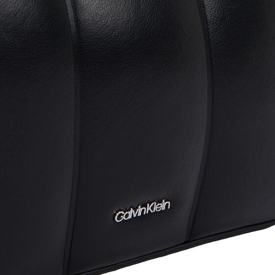 Calvin Klein Line Quilt Umhängetasche 19.5 cm
